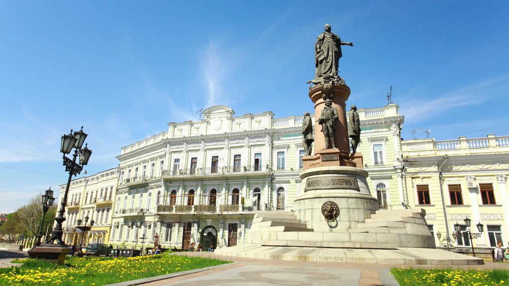 Shestaya Zhemchuzhina 敖德萨 外观 照片